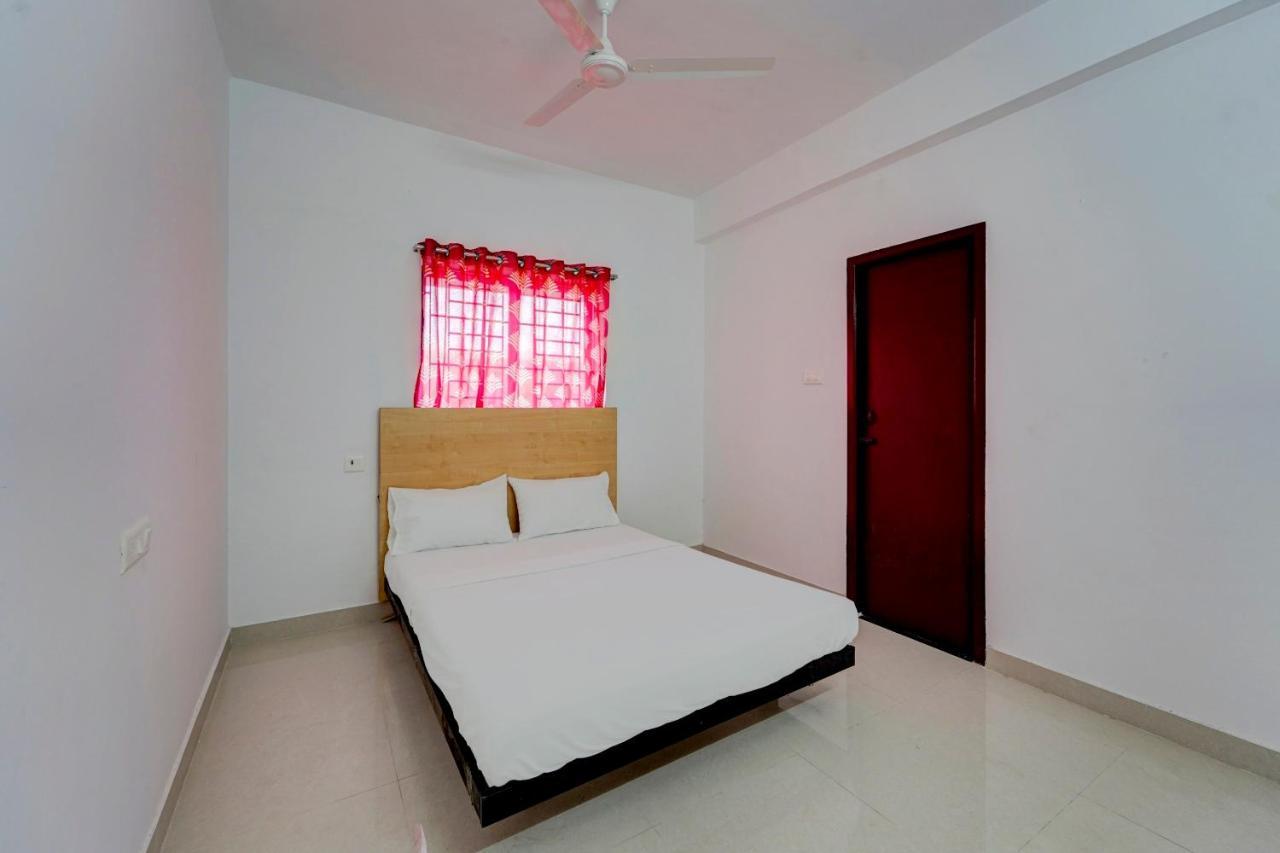 Super Hotel O J2 Service Appartment Ченнаи Экстерьер фото