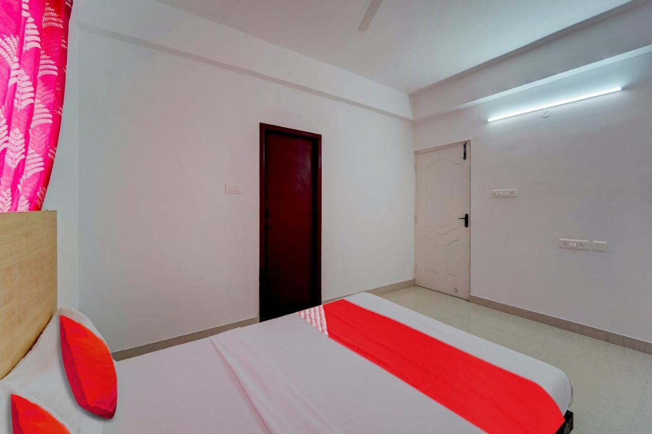 Super Hotel O J2 Service Appartment Ченнаи Экстерьер фото