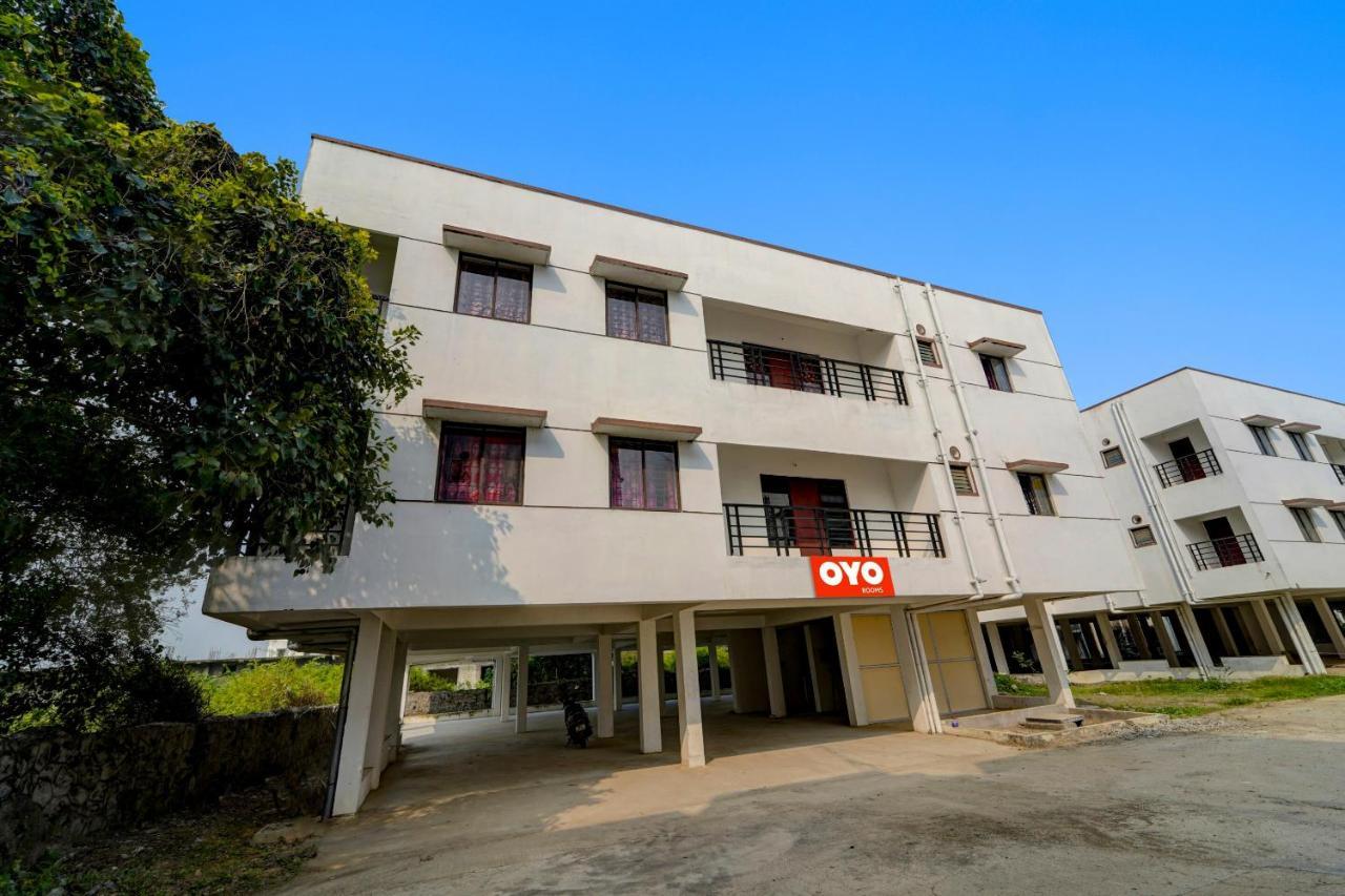 Super Hotel O J2 Service Appartment Ченнаи Экстерьер фото
